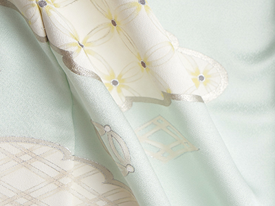 霞暈しに草花の刺繍附下着物地(t99660ME) 未仕立品紹介